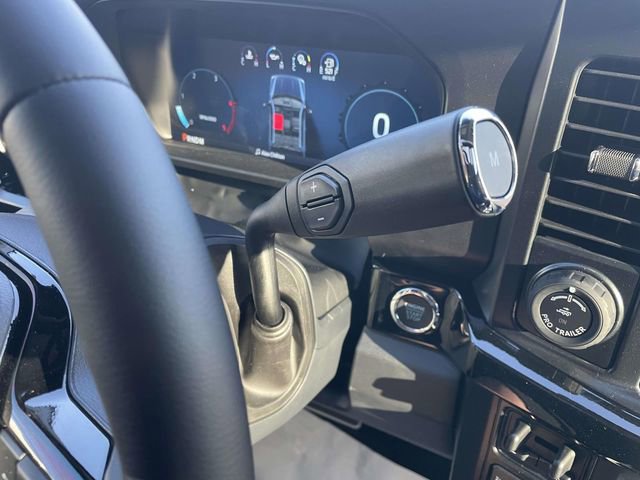 New 2026 Ford F250 Lariat w/ Black Appearance Package image 25