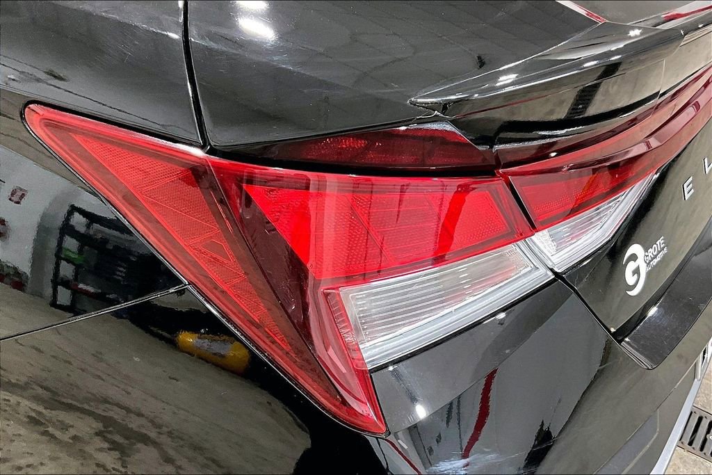 Used 2026 Hyundai Elantra Sport FWD image 27