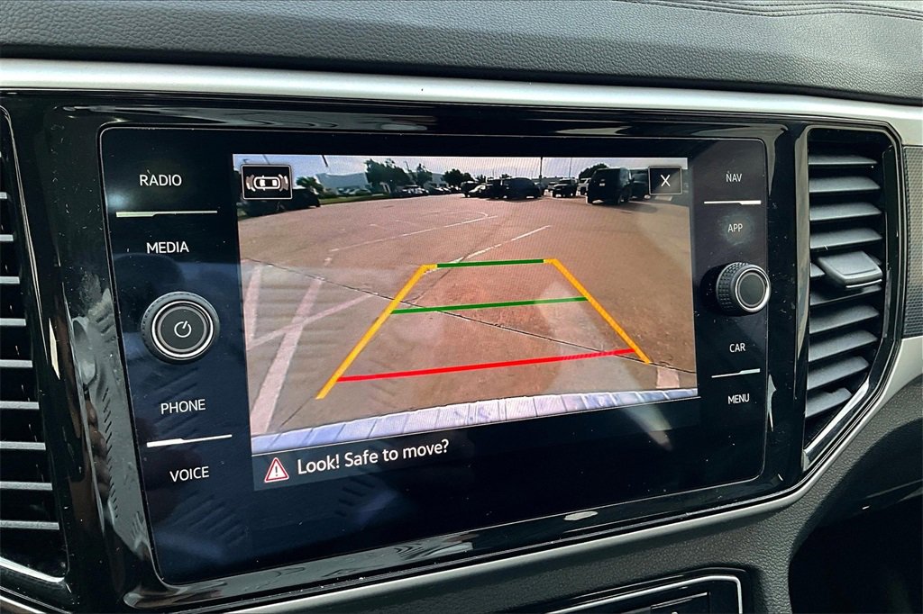 Used 2023 Volkswagen Atlas SEL R-Line image 23