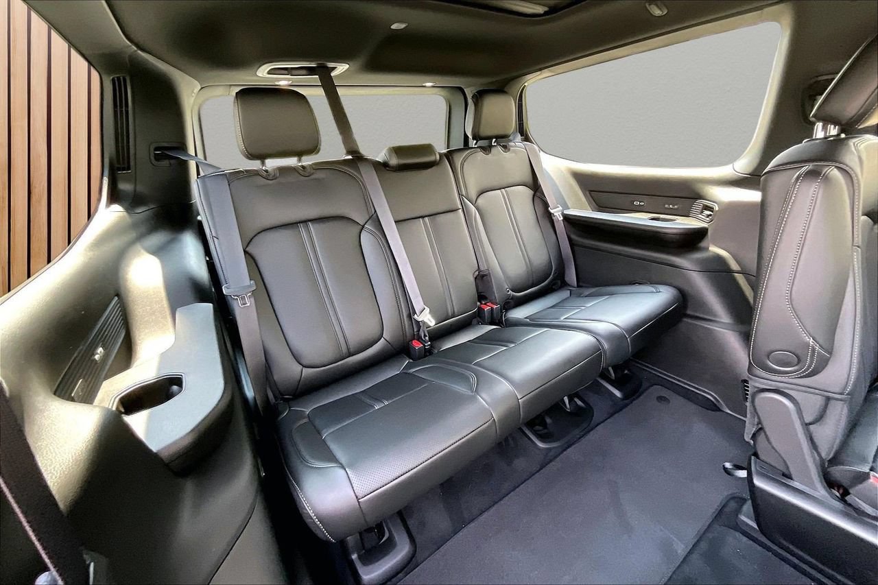 New 2026 Jeep Grand Wagoneer 4WD image 26