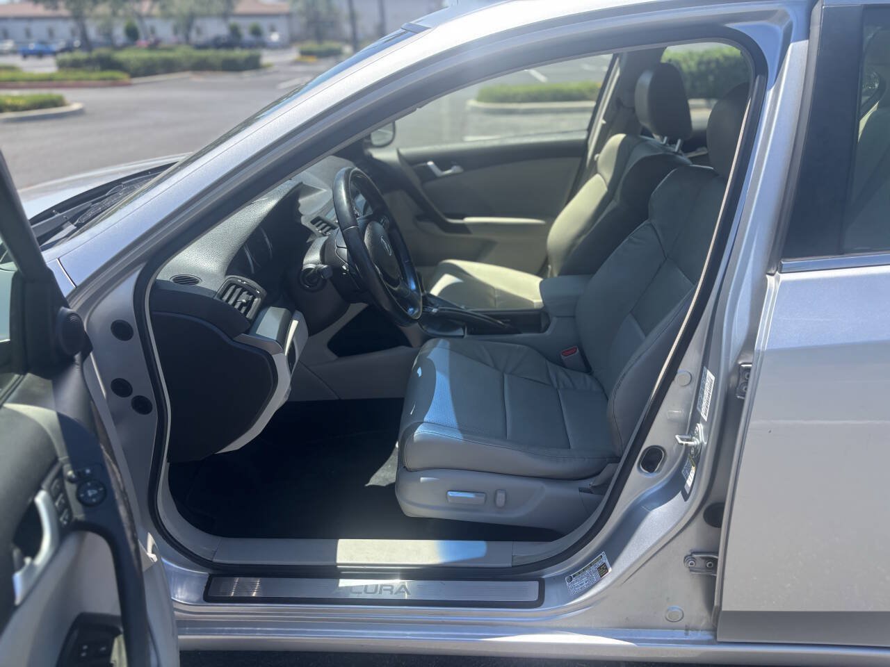 Used 2013 Acura TSX Sedan FWD image 10