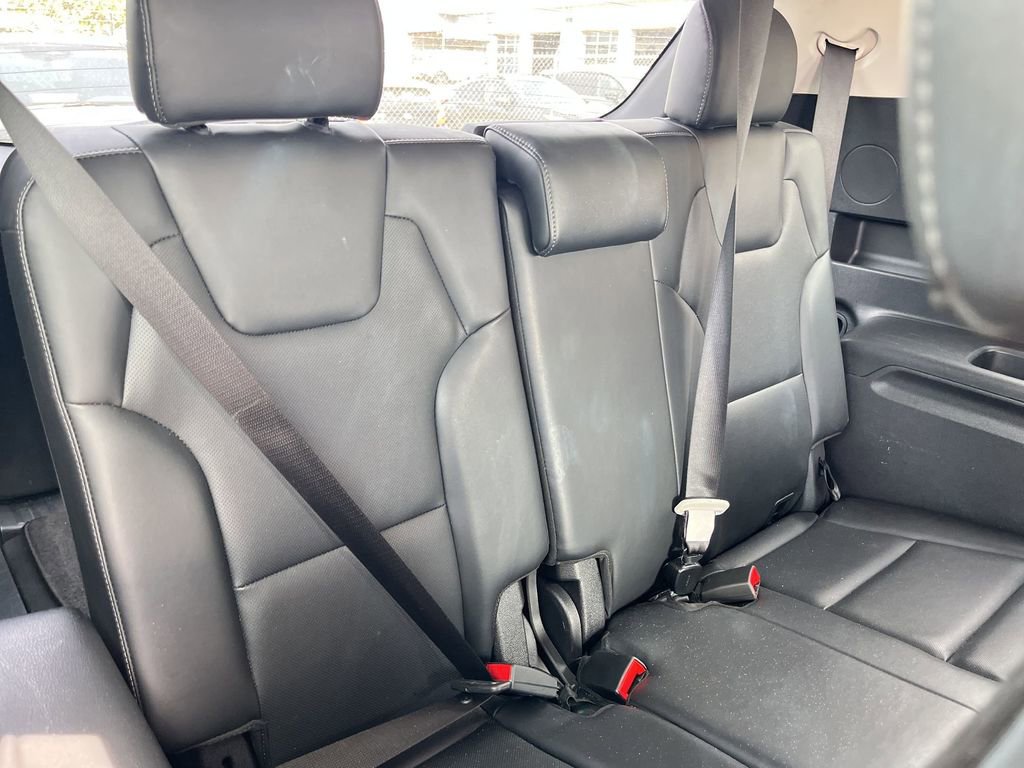 Used 2025 Kia Telluride S AWD/4WD image 30