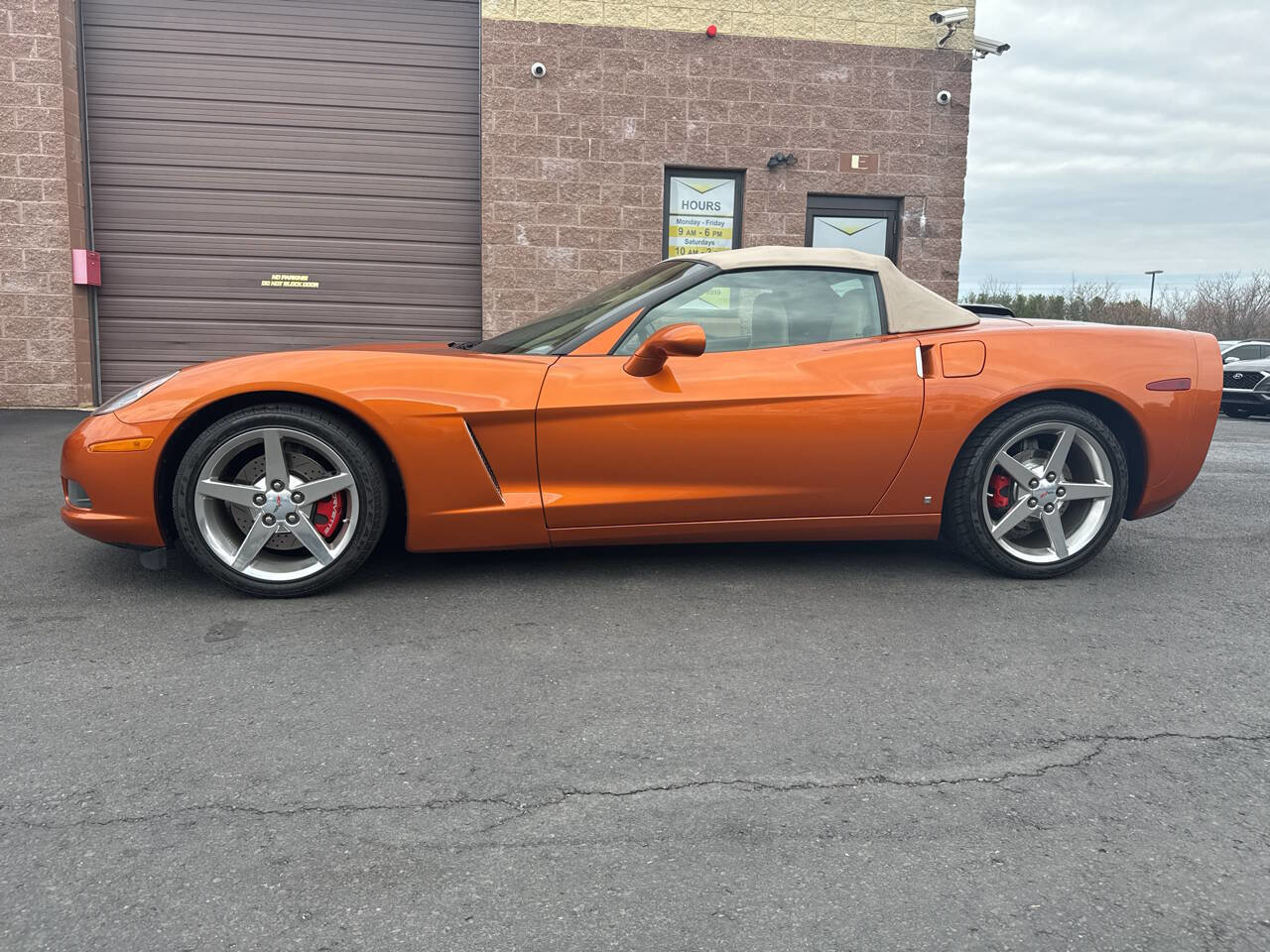 Used 2007 Chevrolet Corvette Convertible image 1