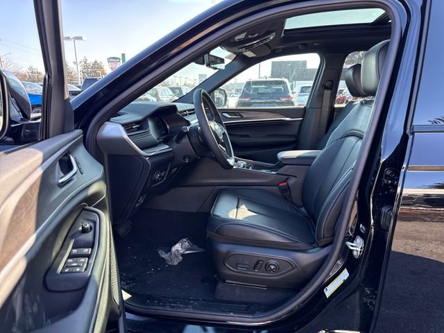 New 2026 Jeep Grand Cherokee Limited image 2