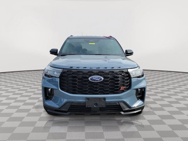 Certified 2025 Ford Explorer ST AWD/4WD image 8