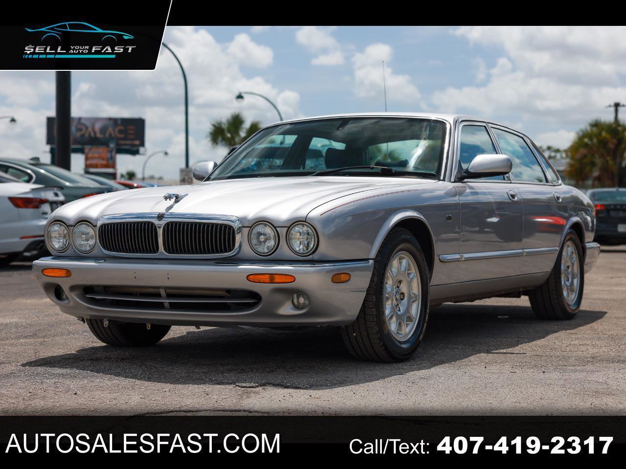 Used 2002 Jaguar XJ8 RWD image 1