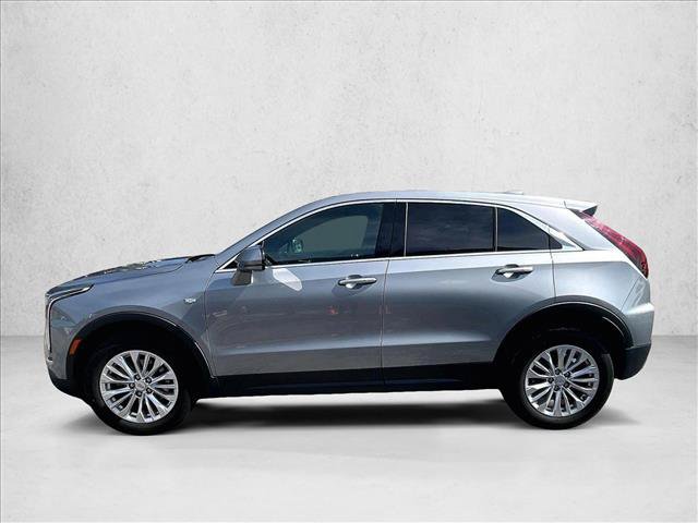 Certified 2024 Cadillac XT4 Luxury w/ Cold Weather Package FWD image 6