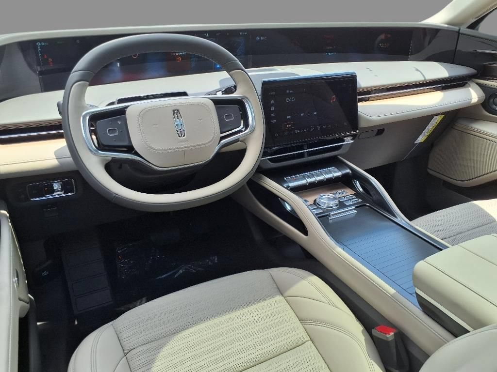 New 2025 Lincoln Nautilus Reserve w/ Jet Appearance Package AWD/4WD image 8