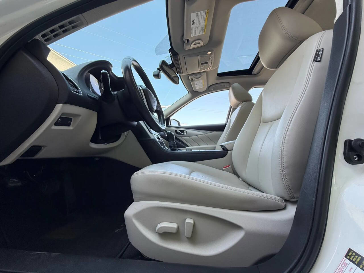 Used 2021 INFINITI Q50 Luxe w/ Cargo Package image 17