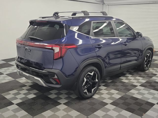 Used 2024 Kia Seltos EX FWD image 6