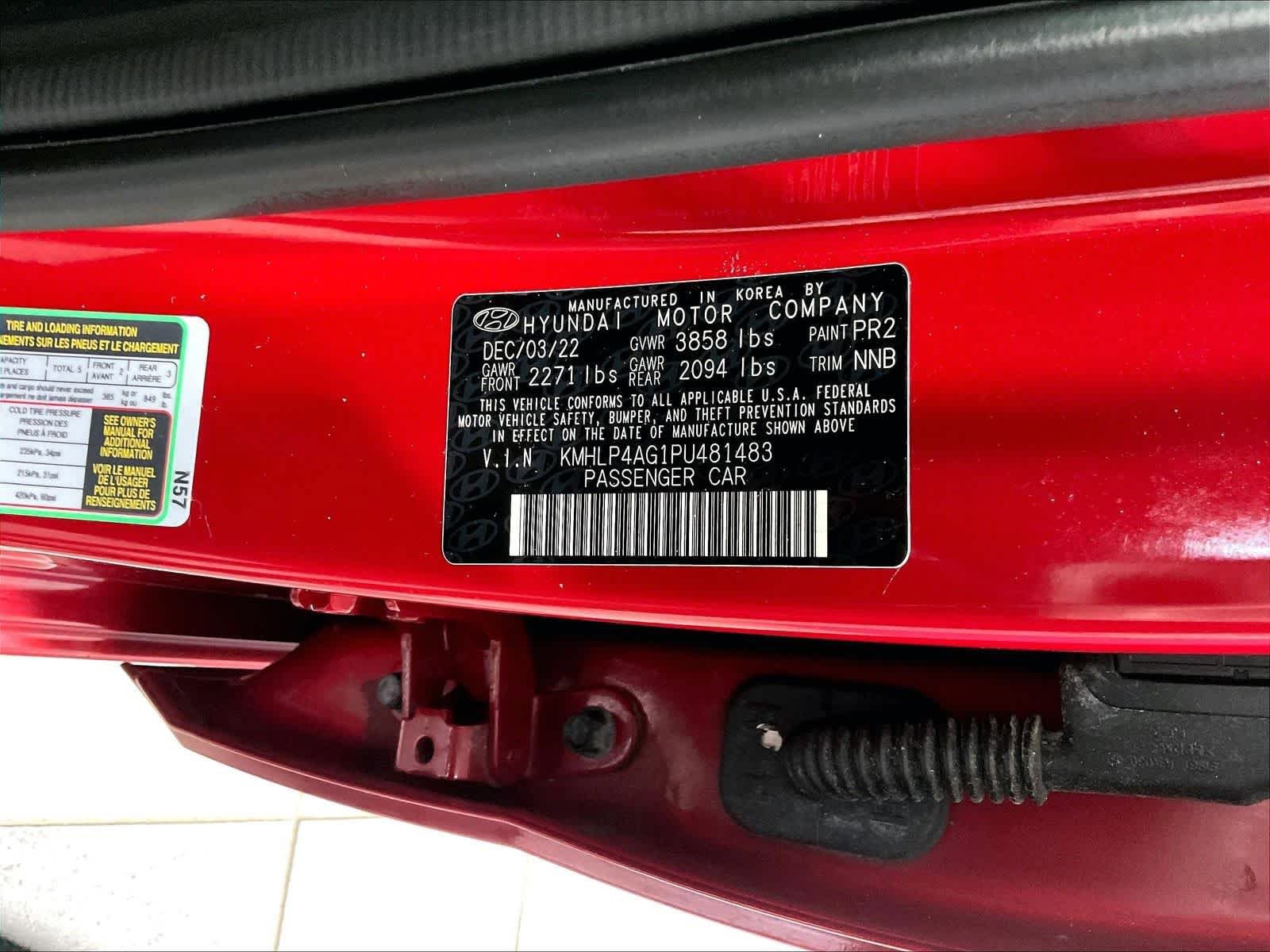 Certified 2023 Hyundai Elantra Limited FWD image 36