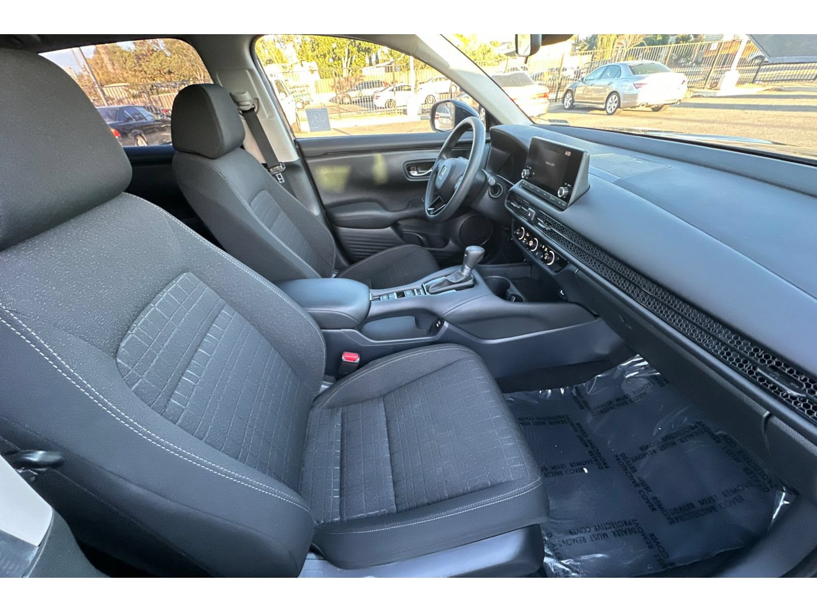 Used 2024 Honda HR-V LX image 19