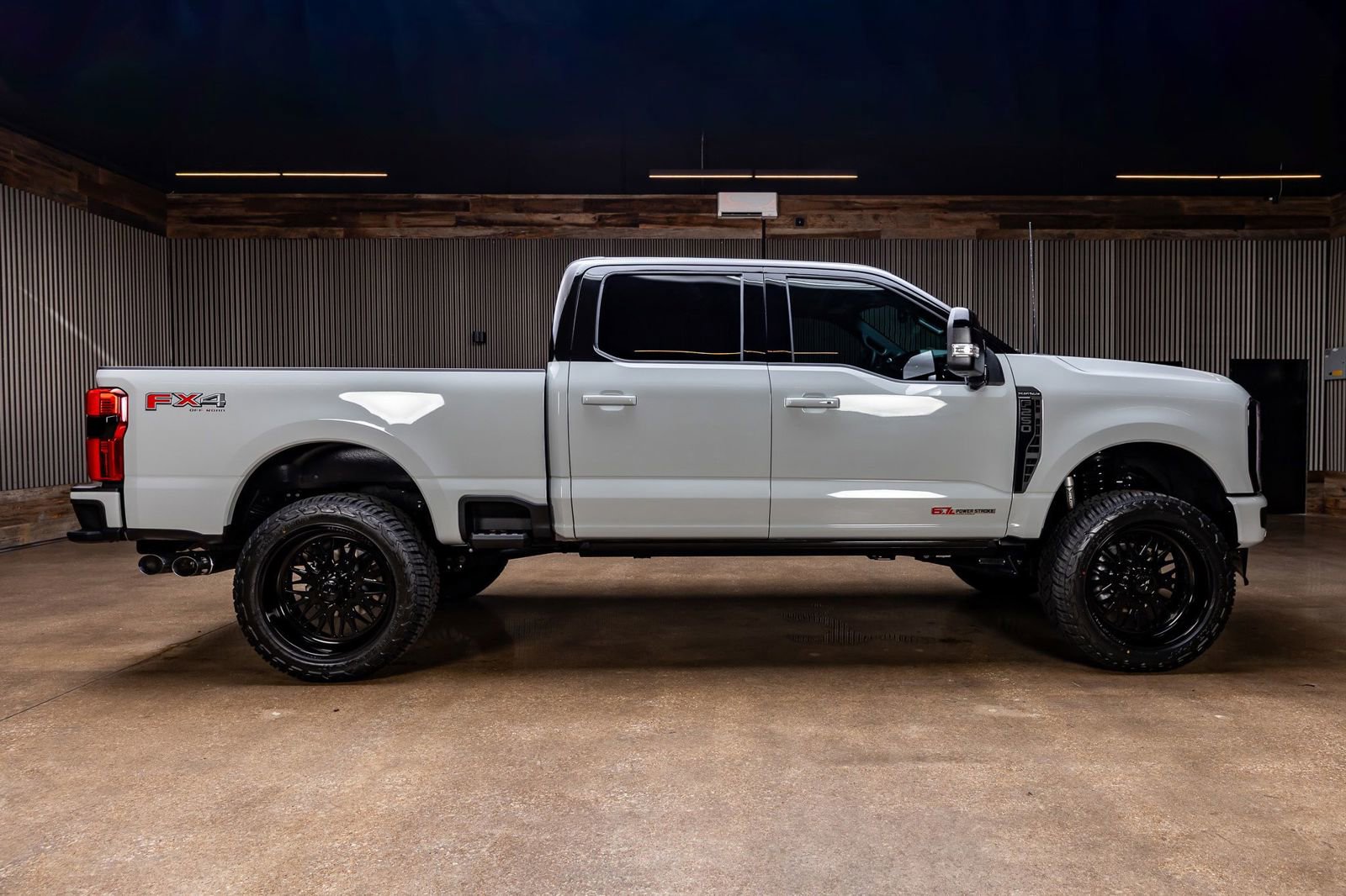 Used 2026 Ford F250 Platinum image 11