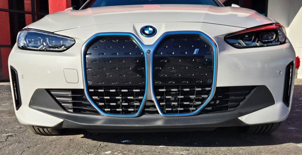 Used 2023 BMW i4 eDrive40 w/ Premium Package image 13