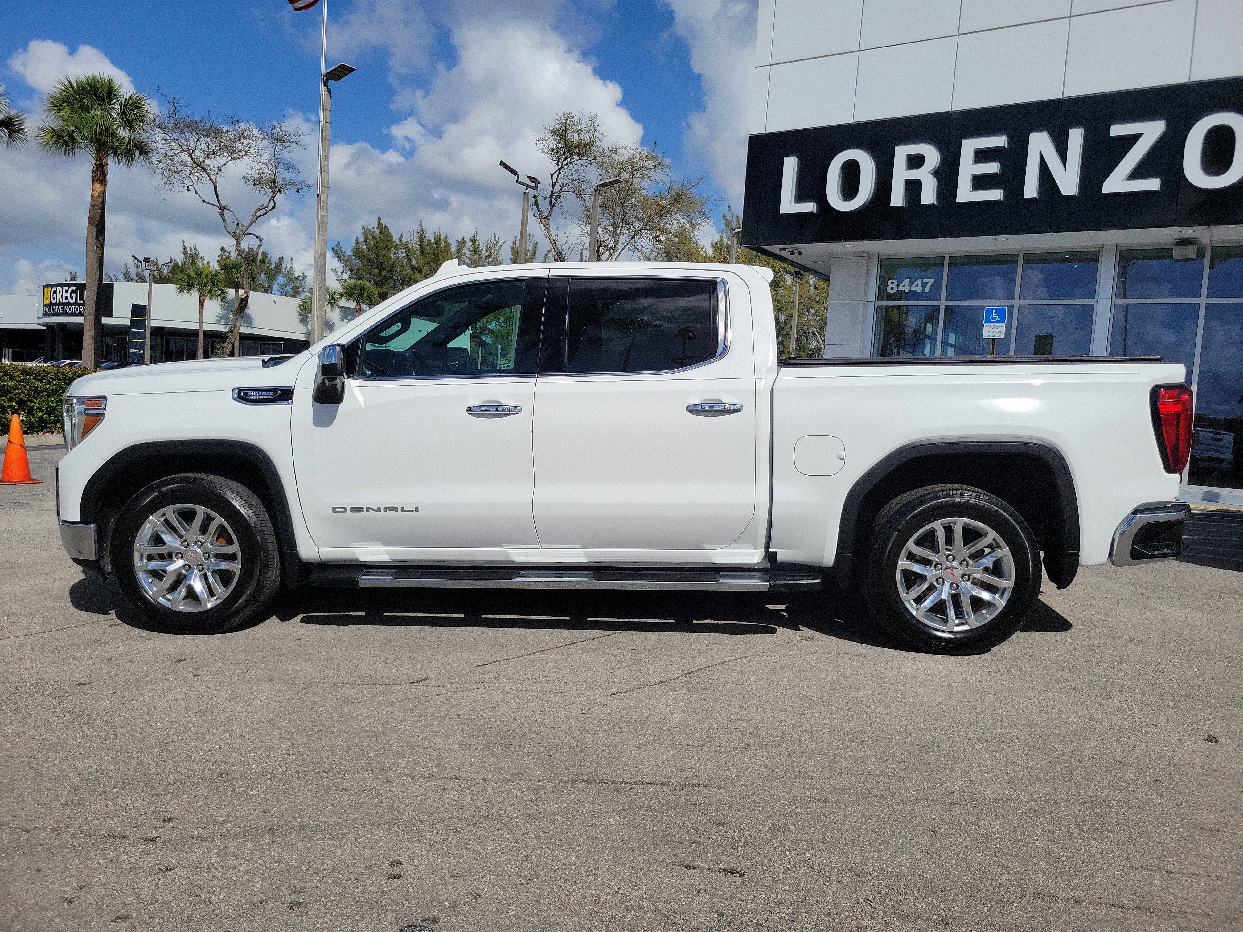 Used 2021 GMC Sierra 1500 SLT w/ SLT Premium Package image 8