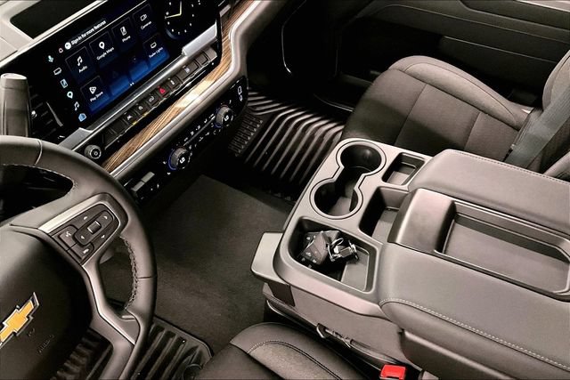 Used 2026 Chevrolet Silverado 1500 LT AWD/4WD image 17