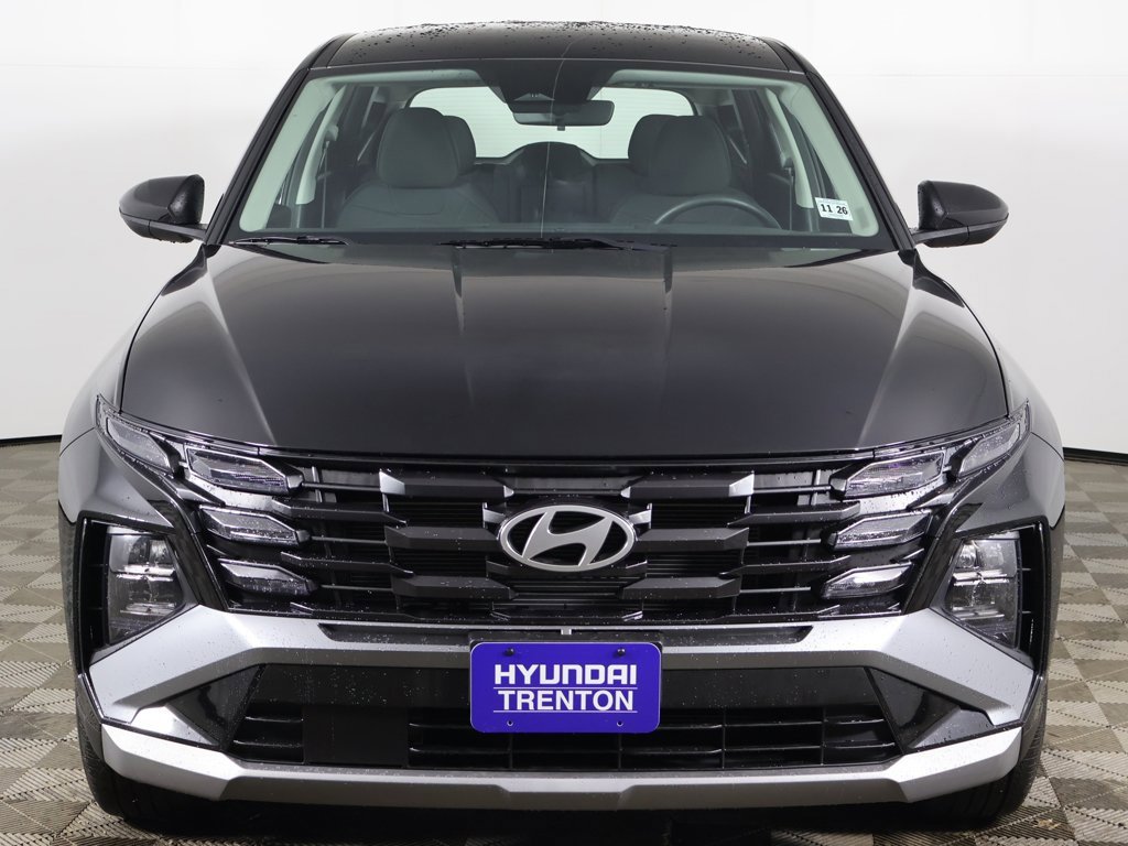 Certified 2025 Hyundai Tucson SE image 9
