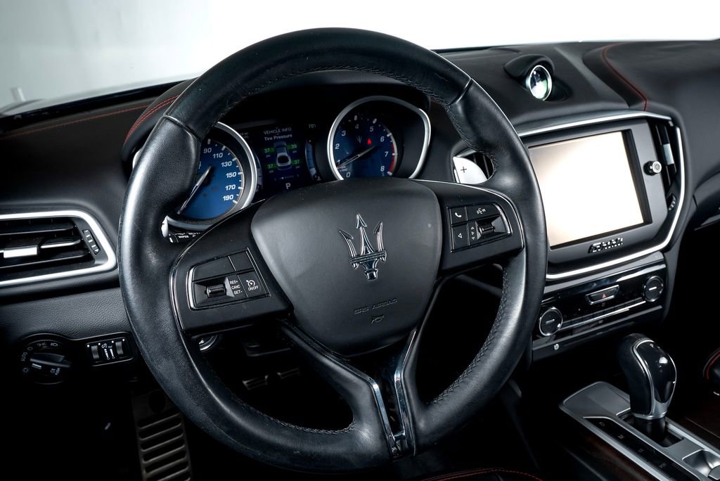 Used 2016 Maserati Ghibli S Q4 image 31