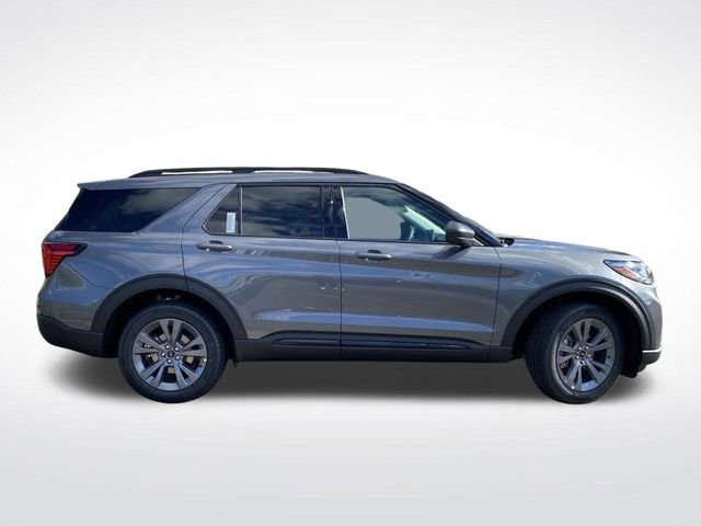 New 2026 Ford Explorer Active image 2