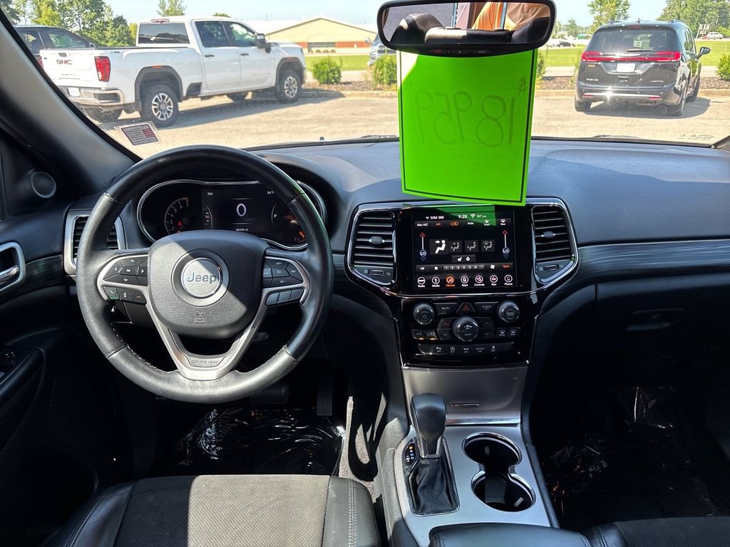 Used 2019 Jeep Grand Cherokee Altitude RWD image 14