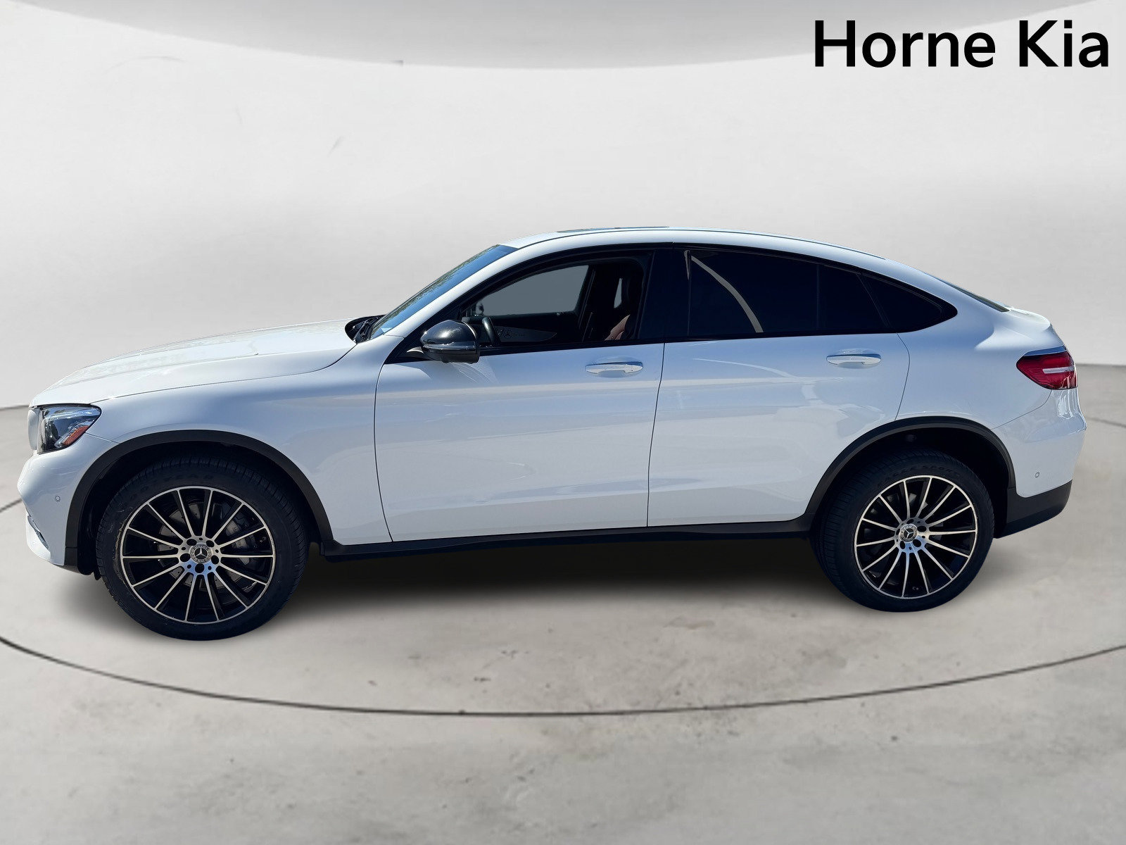 Used 2019 Mercedes-Benz GLC 300 4MATIC Coupe image 6