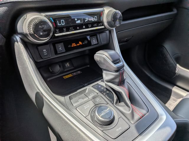Used 2024 Toyota RAV4 XSE AWD/4WD image 23