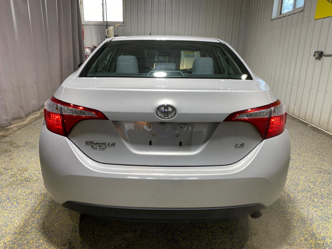 Used 2015 Toyota Corolla LE image 4
