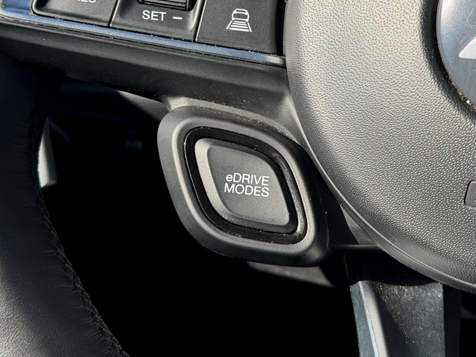 Used 2024 Dodge Hornet R/T image 14