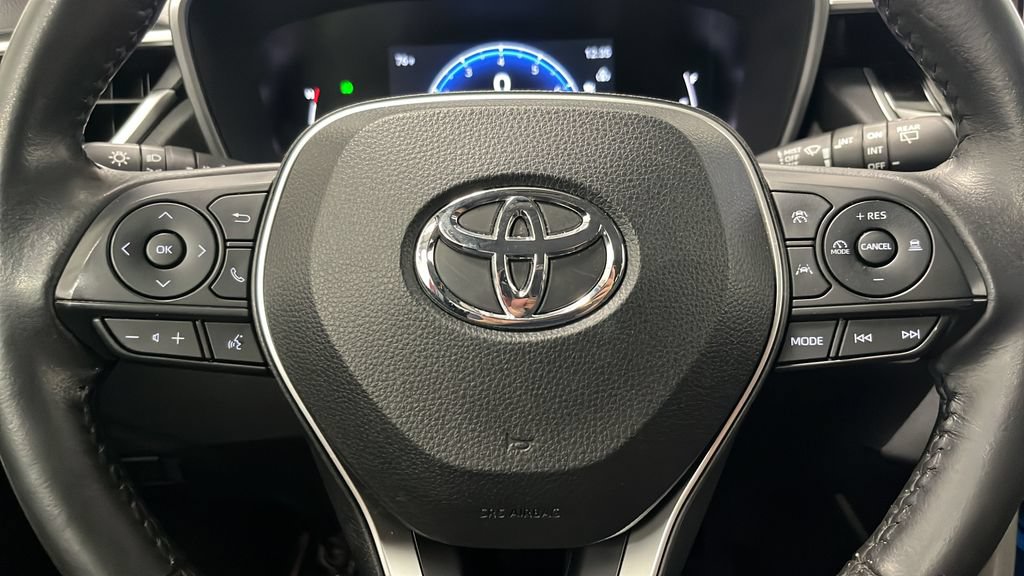 Used 2023 Toyota Corolla Cross XLE AWD/4WD image 15