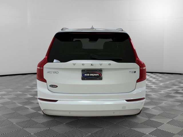 Used 2022 Volvo XC90 T5 Momentum image 4