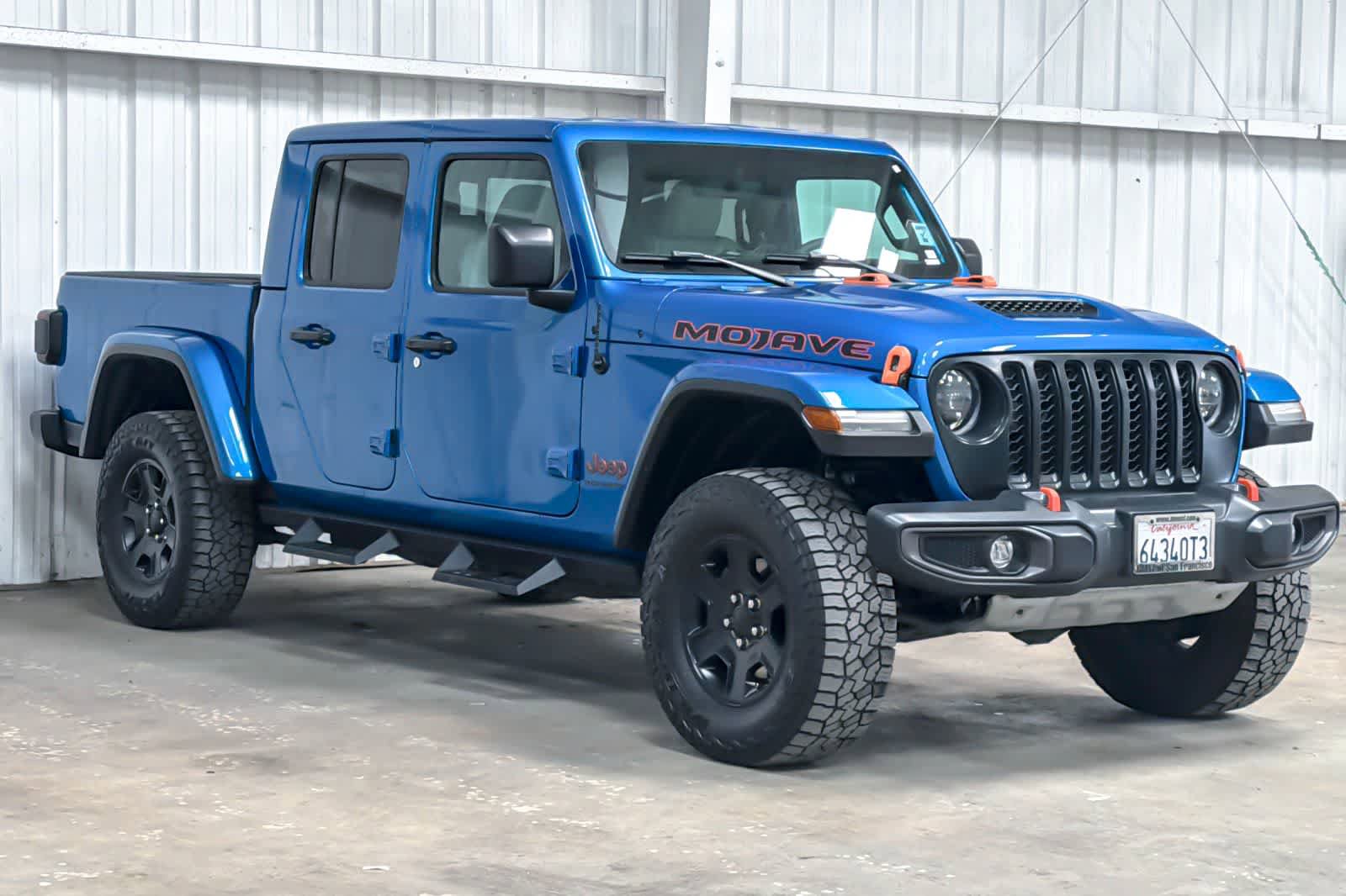 Used 2023 Jeep Gladiator Mojave w/ LED Lighting Group AWD/4WD image 9