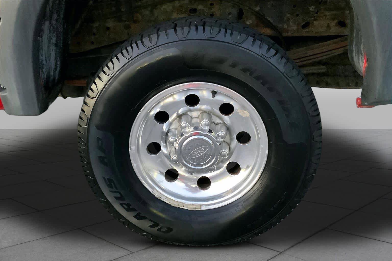 Used 2001 Ford F250 XLT AWD/4WD image 10