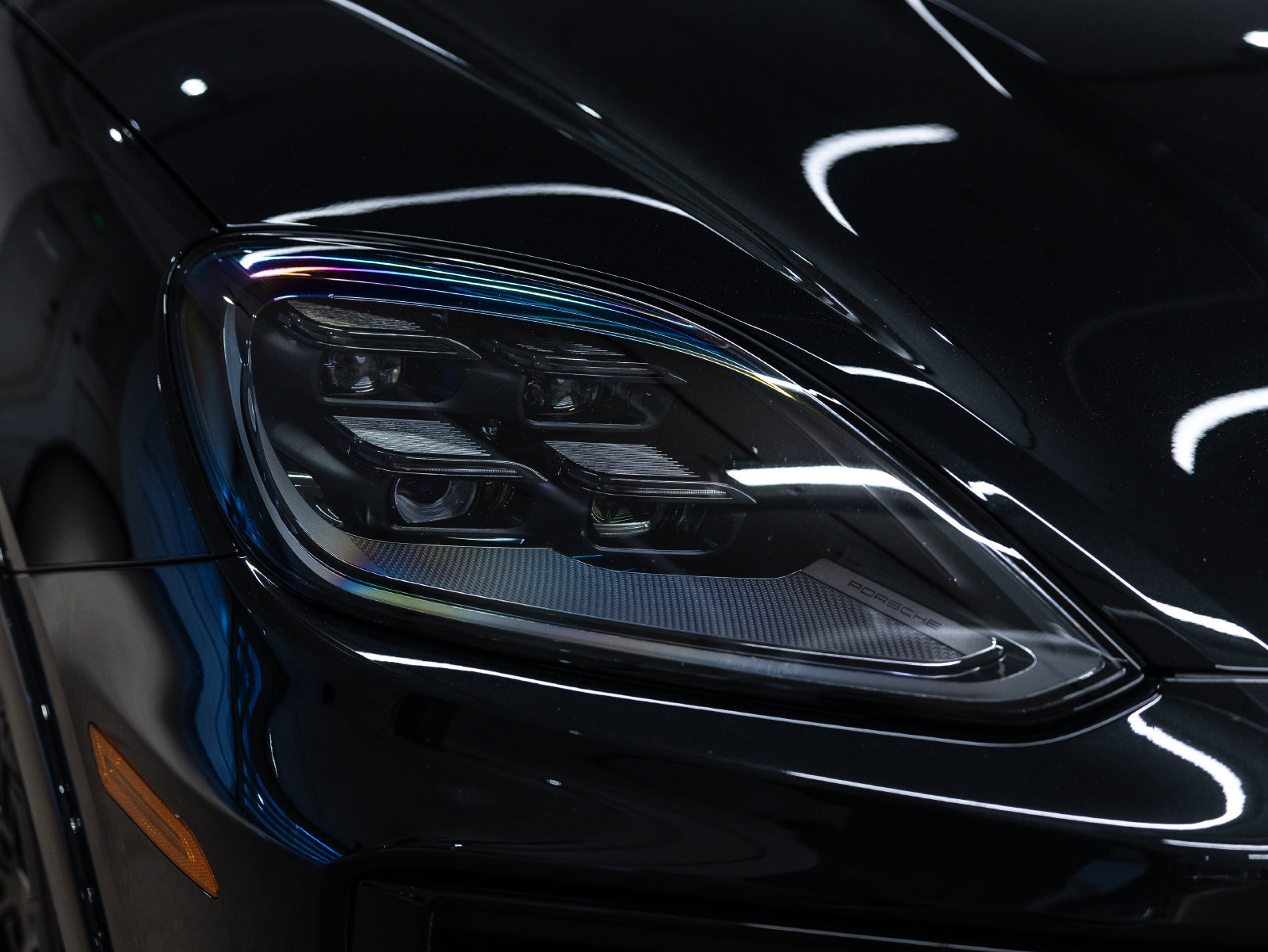 Certified 2025 Porsche Cayenne GTS AWD/4WD image 10
