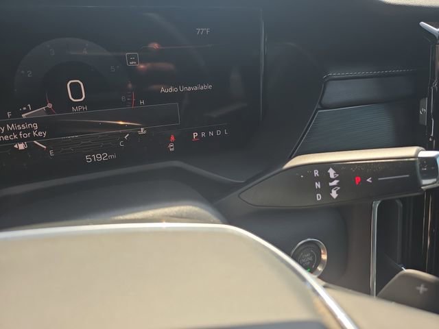 Used 2024 GMC Acadia Elevation image 24