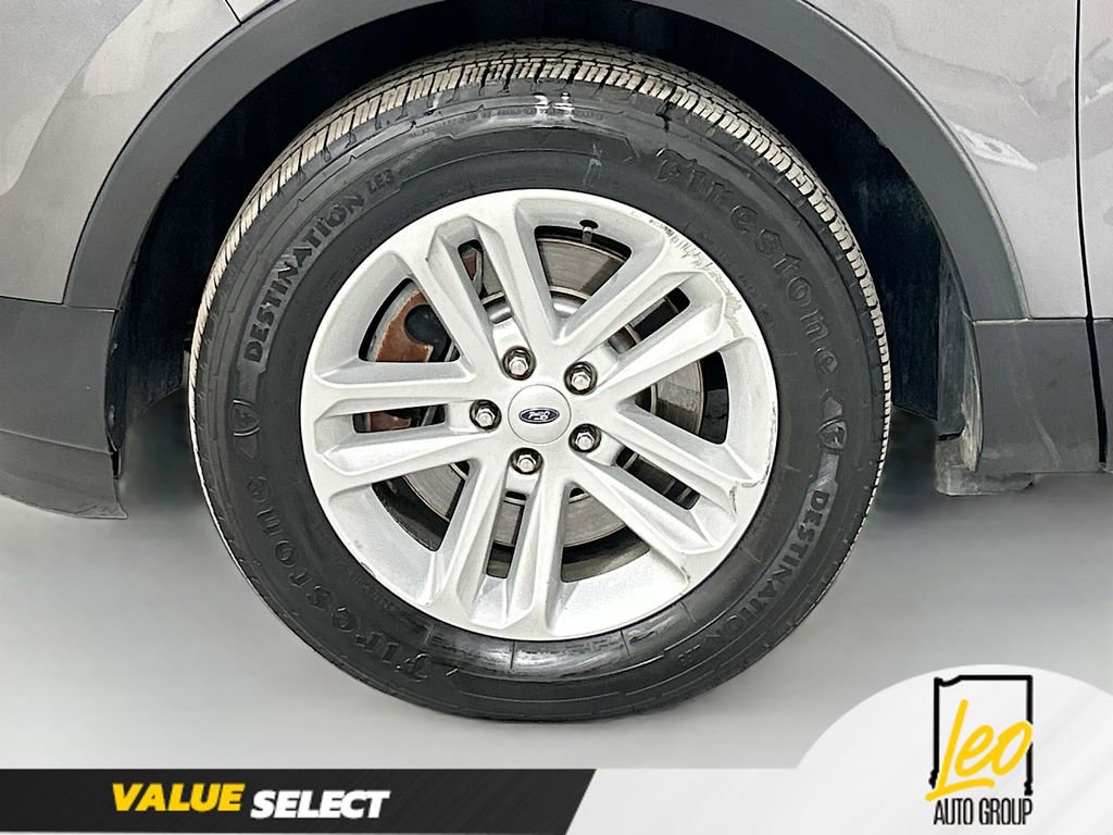 Used 2014 Ford Explorer XLT w/ Equipment Group 202A image 30