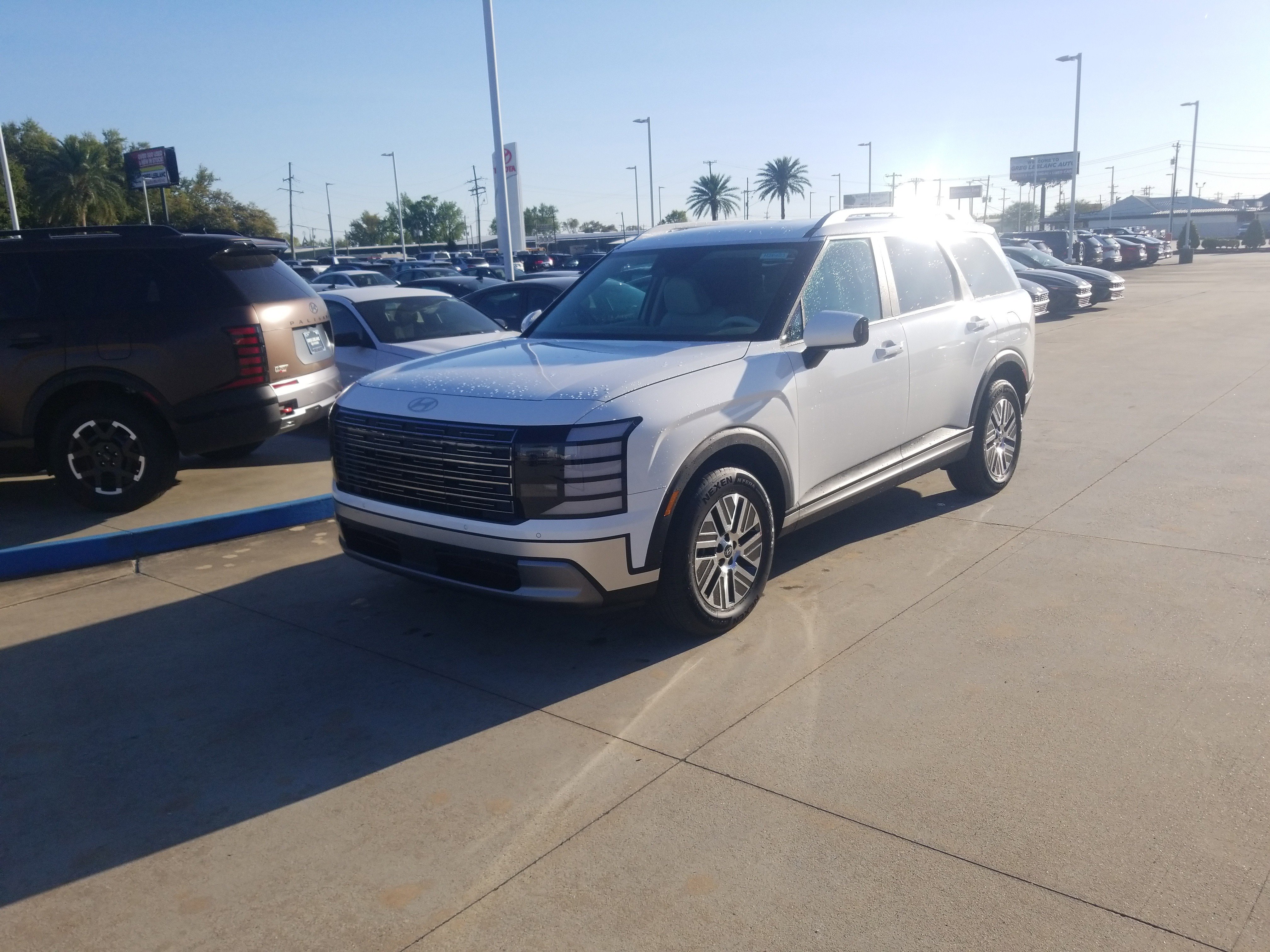 New 2026 Hyundai Palisade Blue SEL 7P image 3