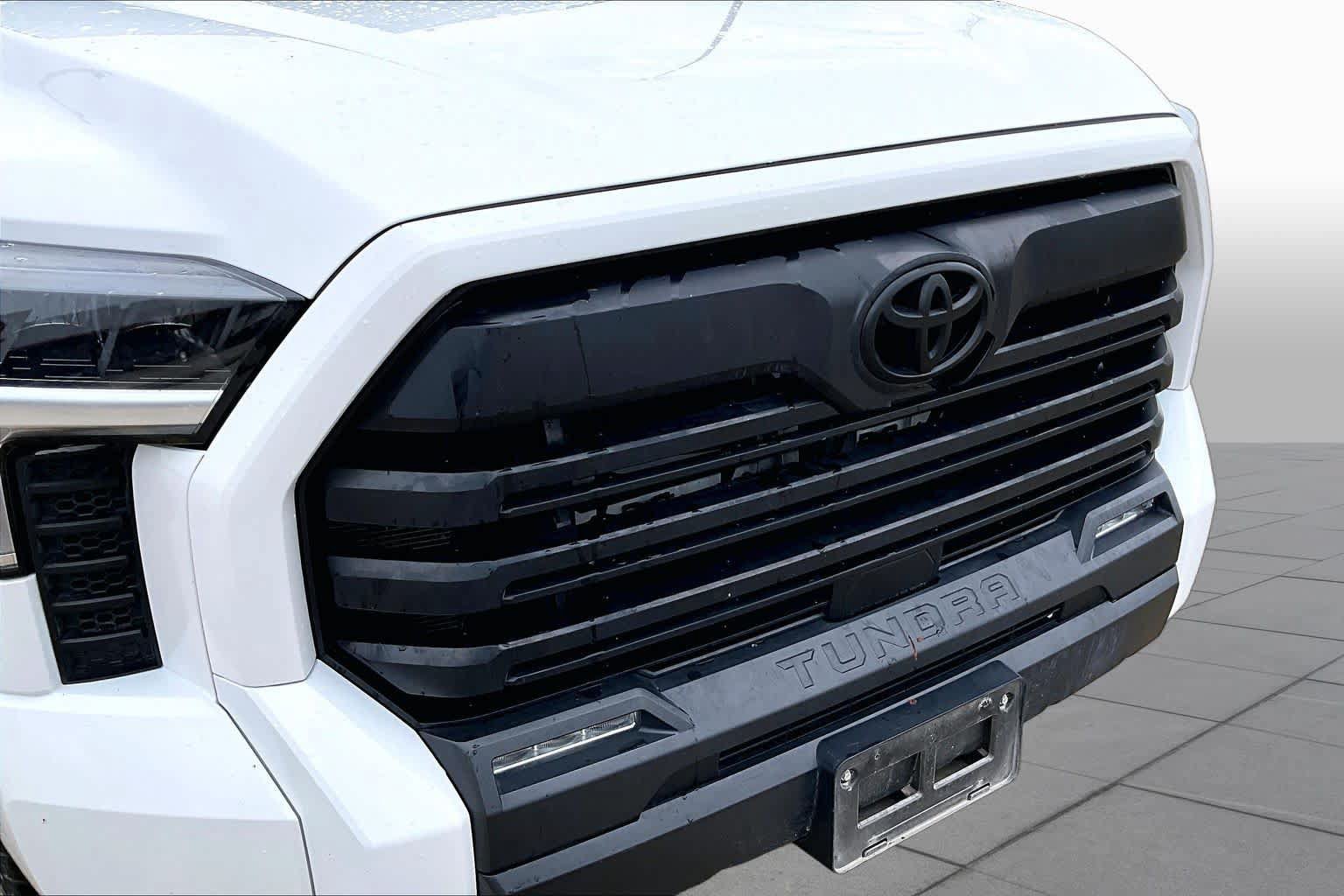 Used 2023 Toyota Tundra SR5 AWD/4WD image 29
