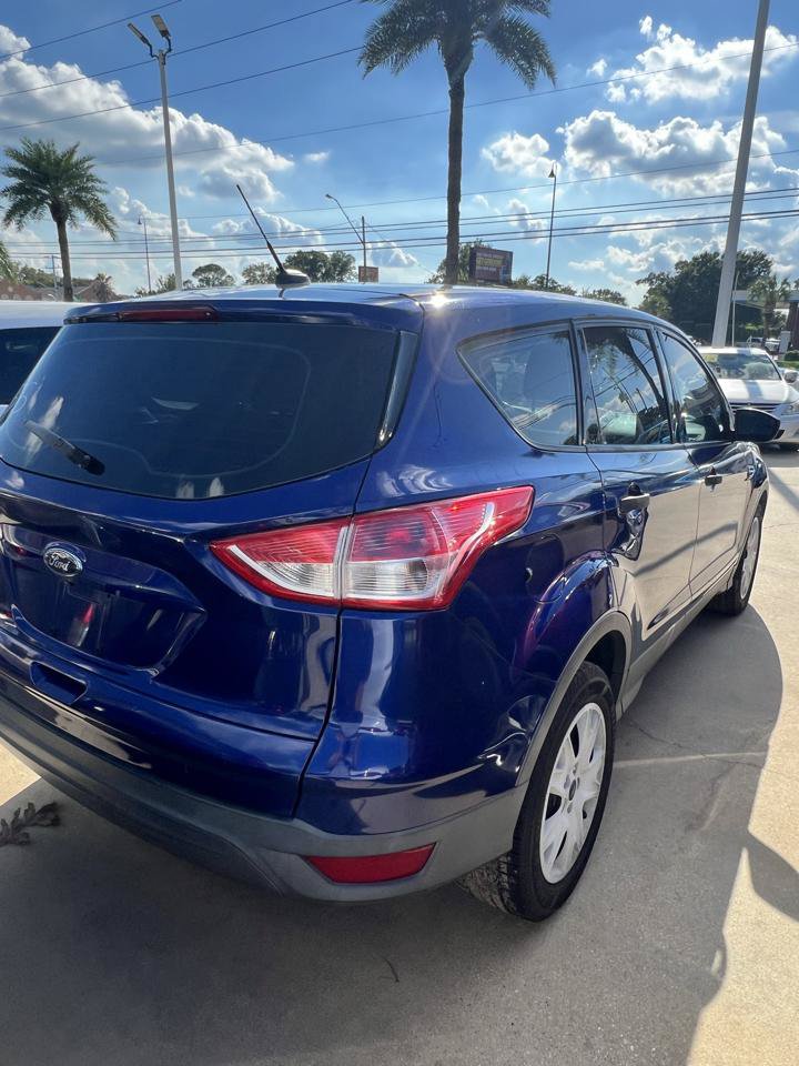 Used 2014 Ford Escape S FWD image 5