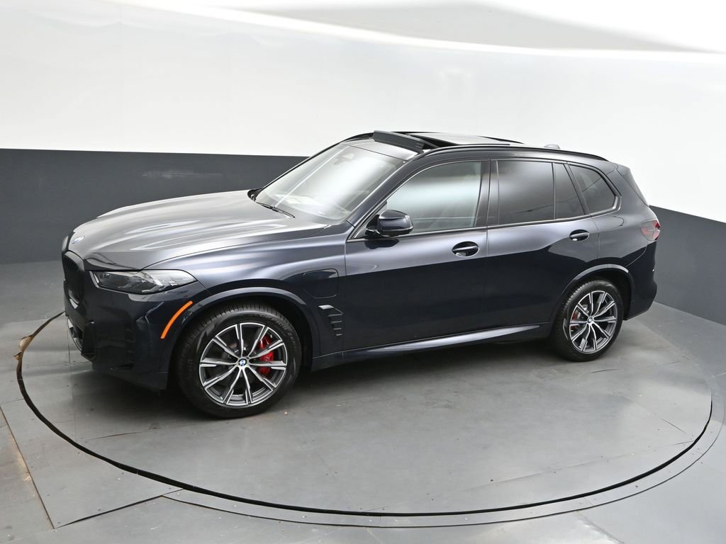 Certified 2026 BMW X5 xDrive50e w/ M Sport Package AWD/4WD image 31