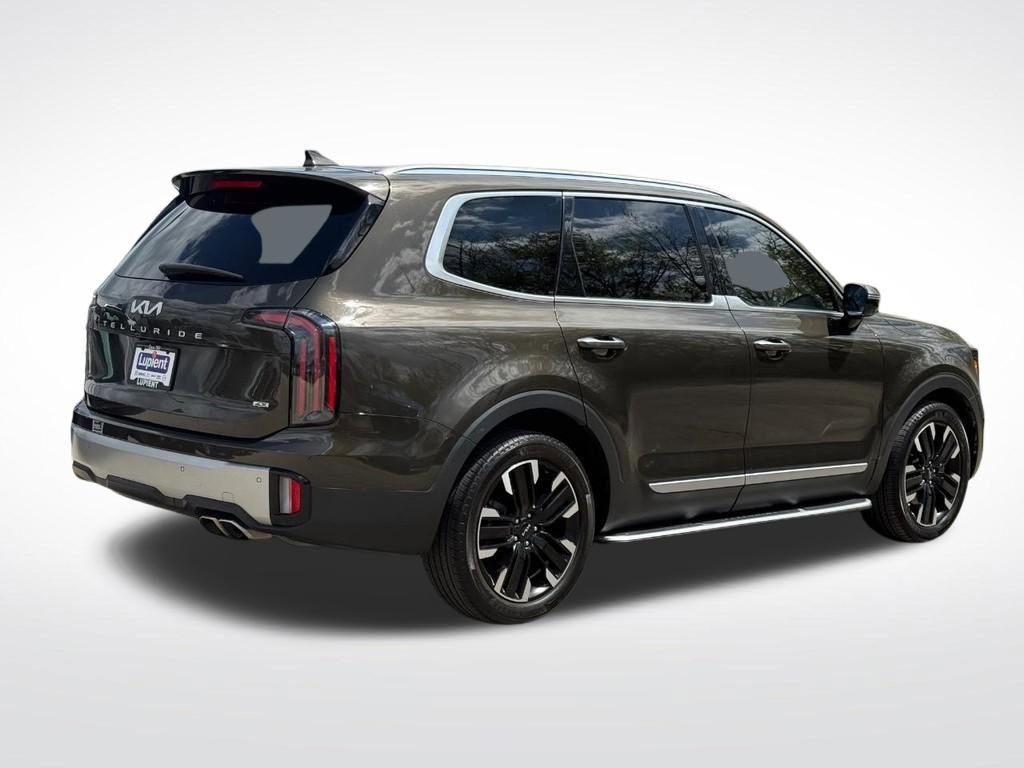 Used 2023 Kia Telluride SX AWD/4WD image 3