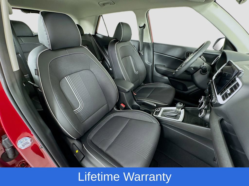 New 2025 Hyundai Venue Limited image 29