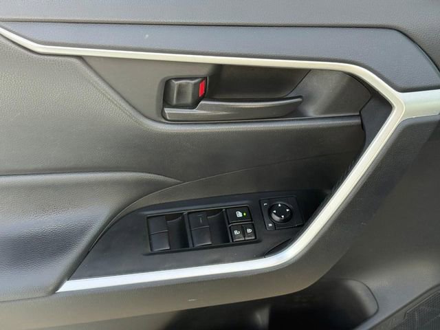 Used 2024 Toyota RAV4 LE image 17