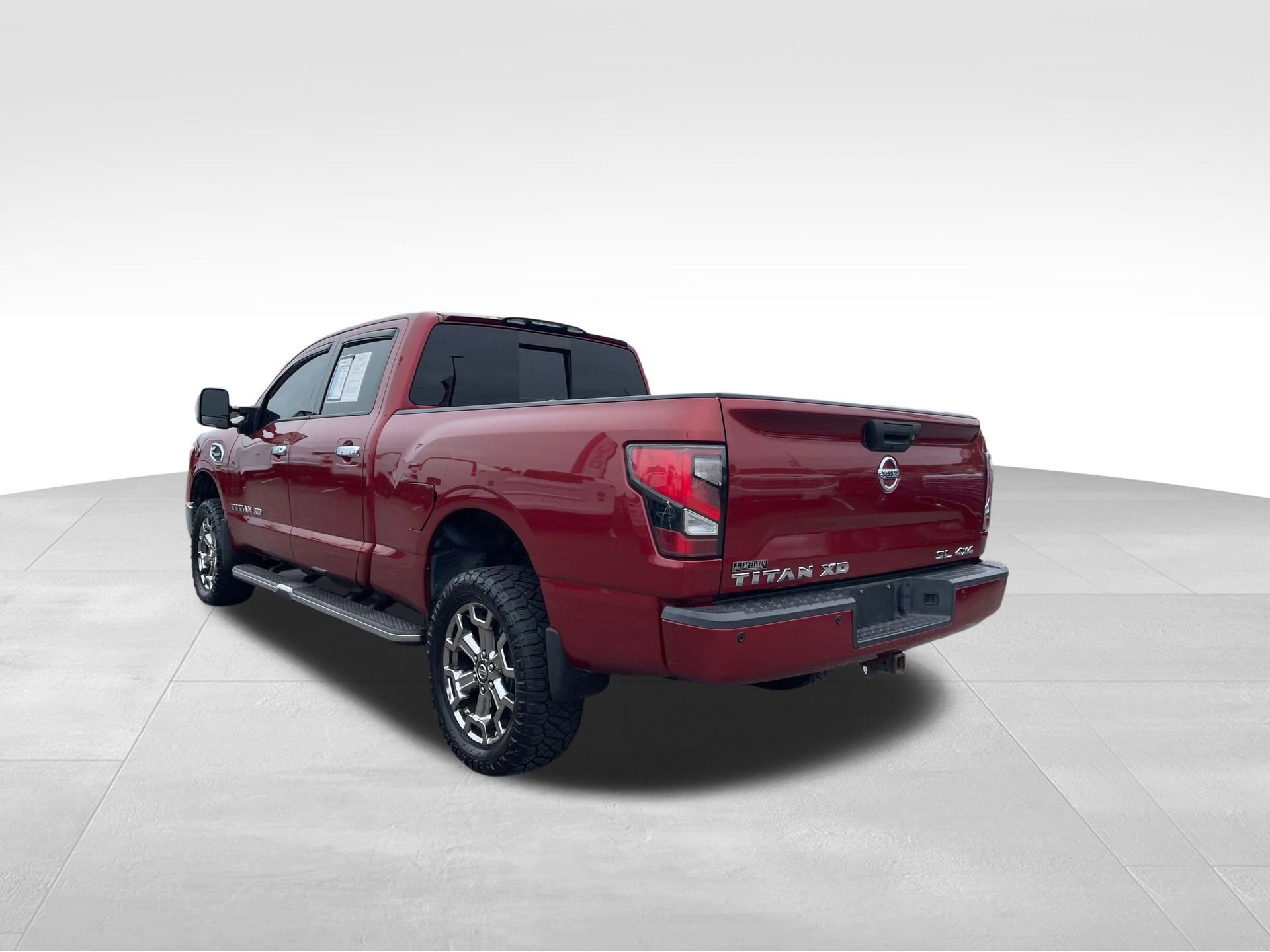 Used 2017 Nissan Titan SL w/ Chrome Package image 10