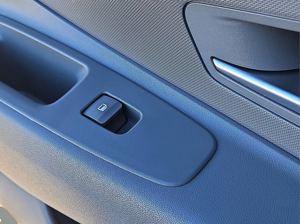 Used 2024 Hyundai Elantra SEL image 16