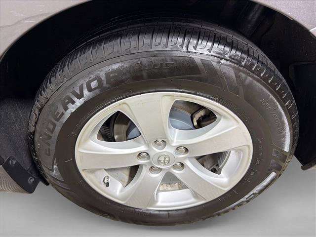 Used 2015 Toyota Sienna LE FWD image 18