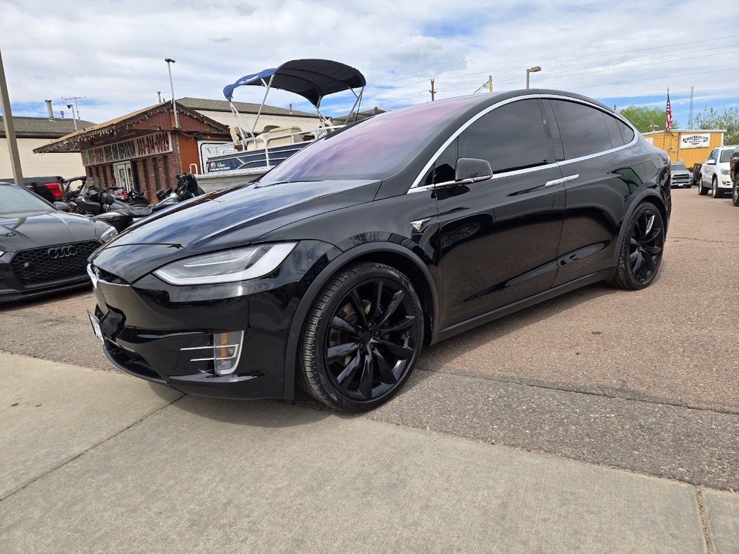 Used 2018 Tesla Model X 100D AWD/4WD image 4
