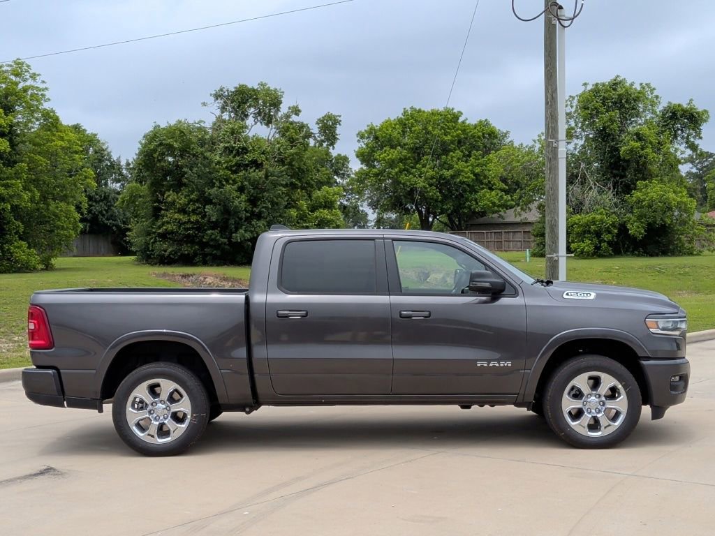 New 2026 RAM 1500 4x4 Crew Cab image 9