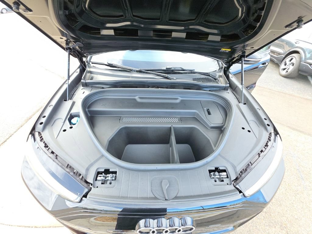 Used 2025 Audi Q6 e-tron Premium Plus w/ Premium Plus image 25