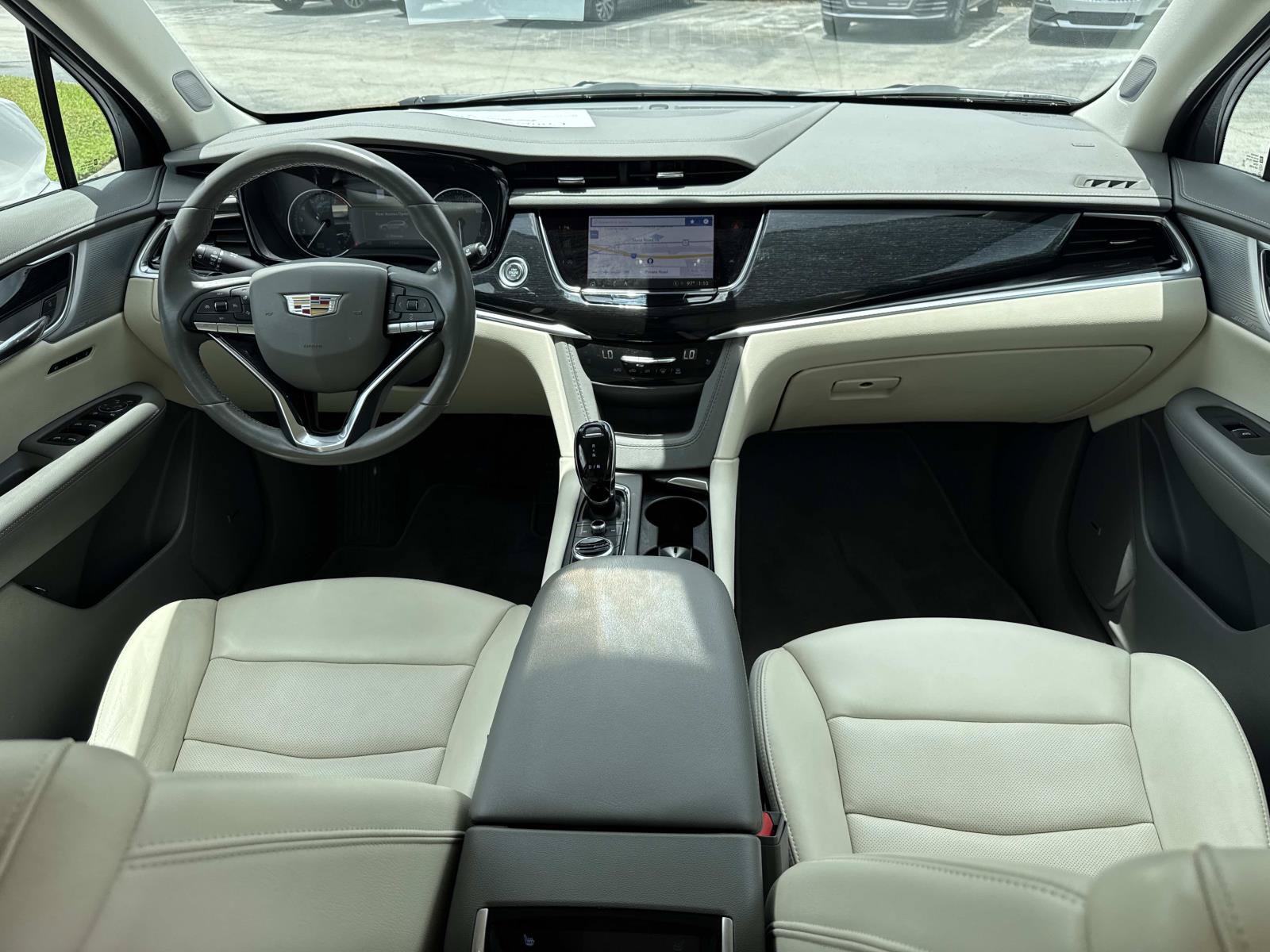 Used 2024 Cadillac XT6 Premium Luxury FWD image 29