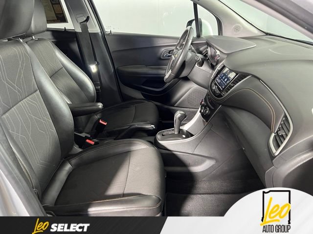 Used 2018 Chevrolet Trax LT w/ LT Convenience Package AWD/4WD image 18